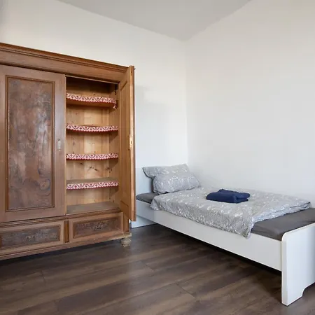 Urige Wohnung Mit Zwei Betten Und Genialer Kueche Mugeln Exterior photo