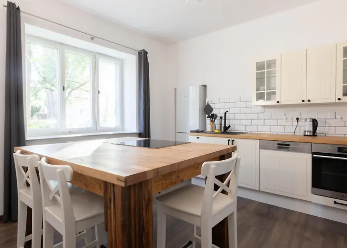 Urige Wohnung Mit Zwei Betten Und Genialer Kueche